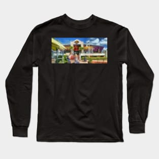 A Visit to Bayside Long Sleeve T-Shirt